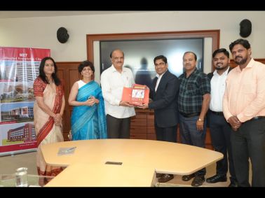 MET IOM Signs MoU with MKCL